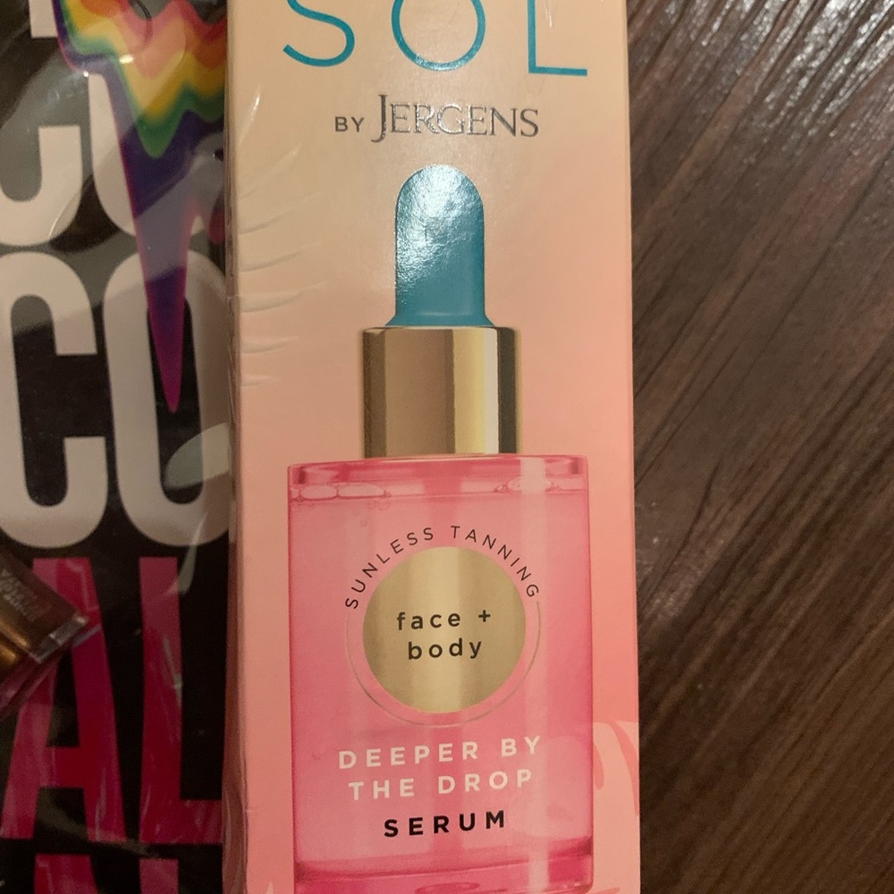 Tanning drops and bronzer set